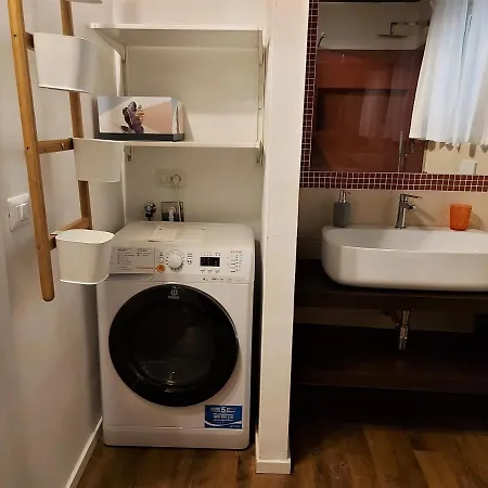 Апартаменти Rialto34 - Vicino Piazza Del Campo - Naonbnb *
