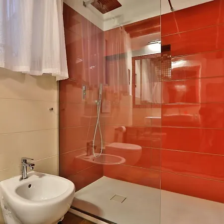Апартаменти Rialto34 - Vicino Piazza Del Campo - Naonbnb Сієна