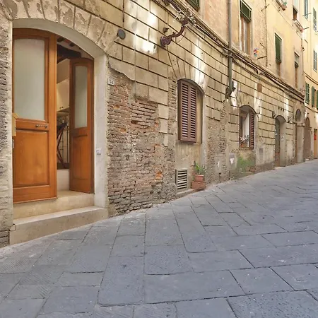 Apartament Rialto34 - Vicino Piazza Del Campo - Naonbnb *